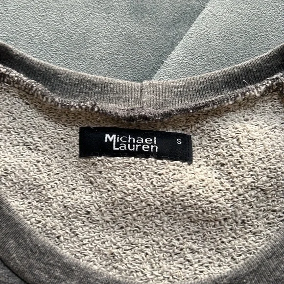 Women’s size small sweatshirt - Picture 2 of 3